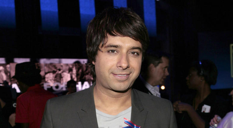 Jian Ghomeshi inside the studio at the Canada for Haiti Benefit on January 22, 2010 in Toronto, Canada. Jian Ghomeshi inside the studio at the Canada for Haiti Benefit on January 22, 2010 in Toronto, Canada.