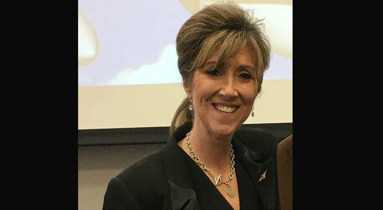 When an engine failed in mid-air on a Southwest Airlines flight last month, pilot Tammie Jo Shults didn't panic. Tammie Jo Shults