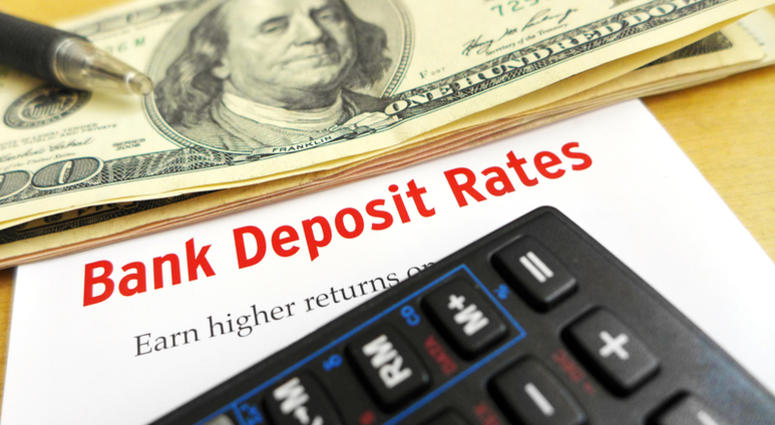 Money and personal financial investing. Bank Deposits