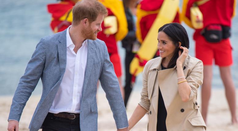10/19/2018 - The Duke and Duchess of Sussex walk on South Melbourne Beach during their visit to Melbourne, on the third day of the royal couple's visit to Australia. 10/19/2018 - The Duke and Duchess of Sussex walk on South Melbourne Beach during their visit to Melbourne, on the third day of the royal couple's visit to Australia.