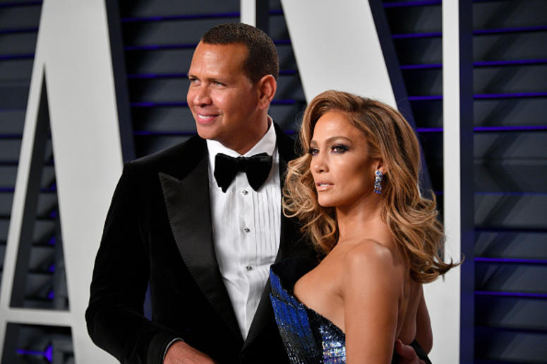 FEBRUARY 24: Alex Rodriguez (L) and Jennifer Lopez attend the 2019 Vanity Fair Oscar Party hosted by Radhika Jones at Wallis Annenberg Center for the Performing Arts on February 24, 2019 in Beverly Hills, California. (Photo by Dia Dipasupil/Getty Images)