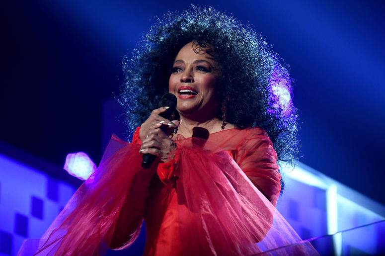 Diana Ross LOS ANGELES, CA - FEBRUARY 10: Diana Ross perorms onstage during the 61st Annual GRAMMY Awards at Staples Center on February 10, 2019 in Los Angeles, California. (Photo by Emma McIntyre/Getty Images for The Recording Academy)