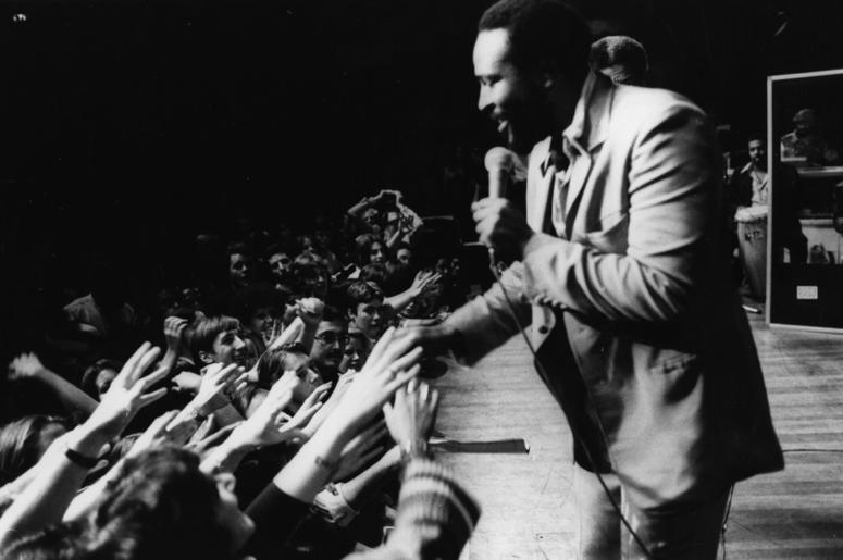 Marvin Gaye 29th September 1976: Soul singer Marvin Gaye (1939 - 1984) in concert at the Royal Albert Hall. (Photo by Evening Standard/Getty Images)