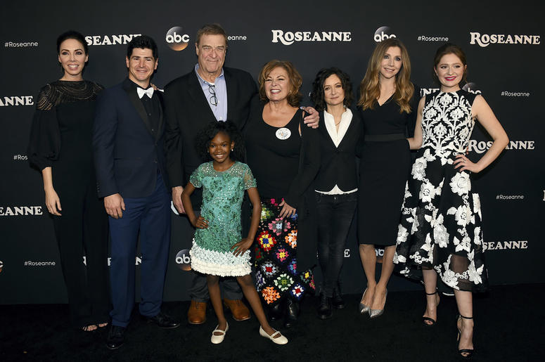Cast of "Roseanne" Cast of "Roseanne"