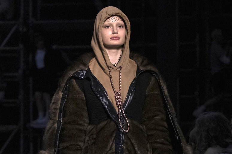 AP19050702258342 This Feb. 17, 2019 photo shows a model wearing a creation by Burberry at the Autumn/Winter 2019 fashion week runway show in London. The chief executive and chief creative officer of luxury powerhouse Burberry have apologized for putting a hoodie with stri
