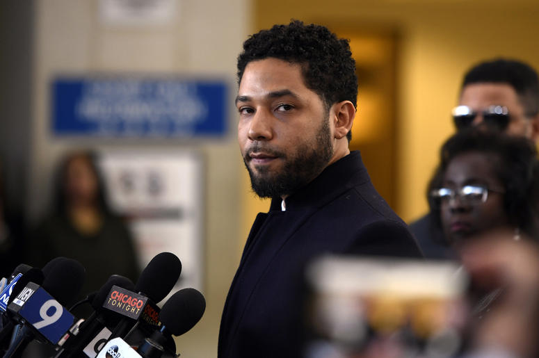 AP19085681368163 Actor Jussie Smollett talks to the media before leaving Cook County Court after his charges were dropped, Tuesday, March 26, 2019, in Chicago. (AP Photo/Paul Beaty)