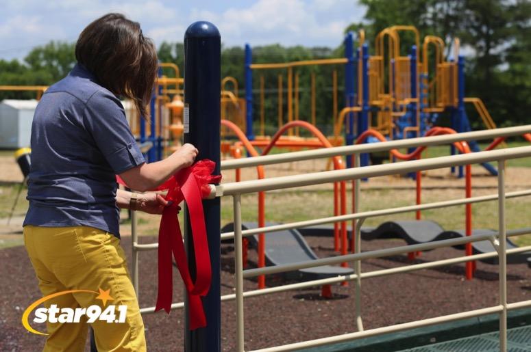 Arcado Elem Ribbon Cutting Arcado Elem Ribbon Cutting
