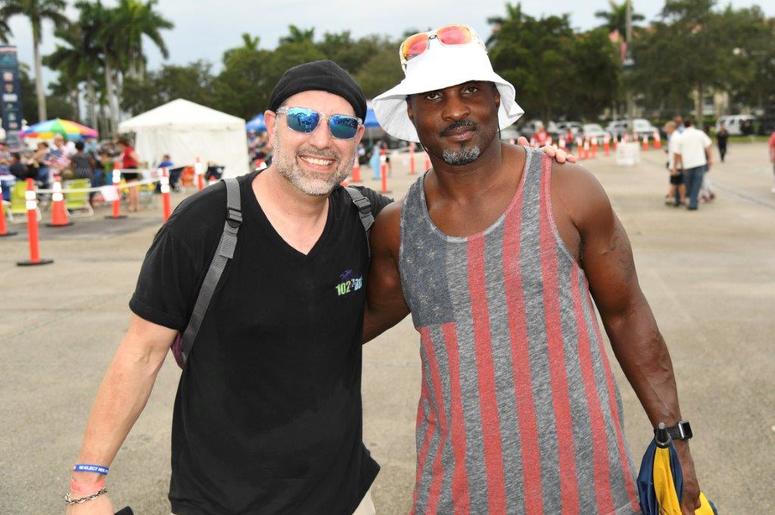 City_of_Sunrise_FL_Florida_Fourth_4th_of_July_102_7_The_Beach