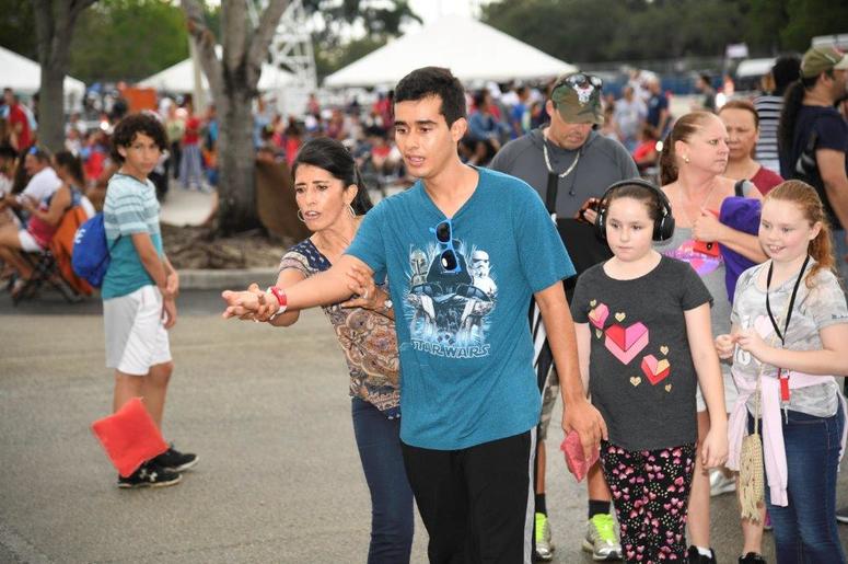 City_of_Sunrise_FL_Florida_Fourth_4th_of_July_102_7_The_Beach