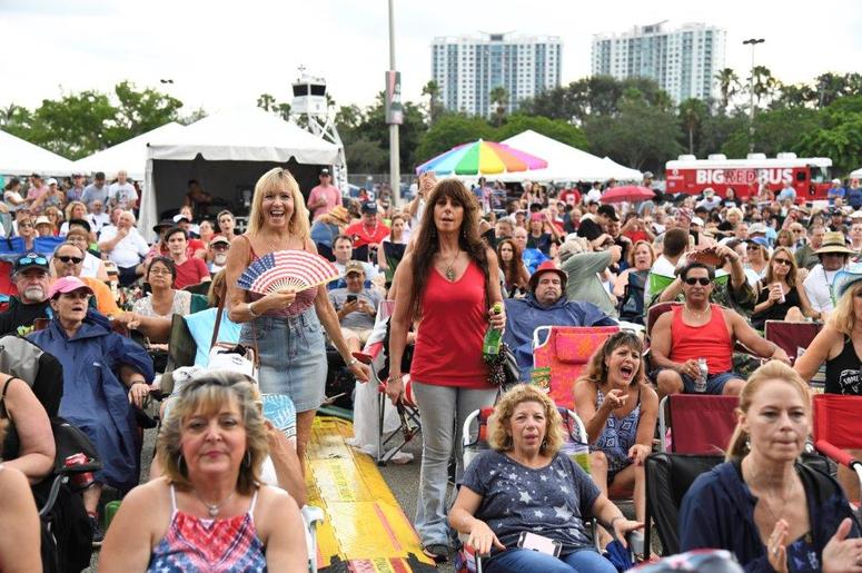 City_of_Sunrise_FL_Florida_Fourth_4th_of_July_102_7_The_Beach