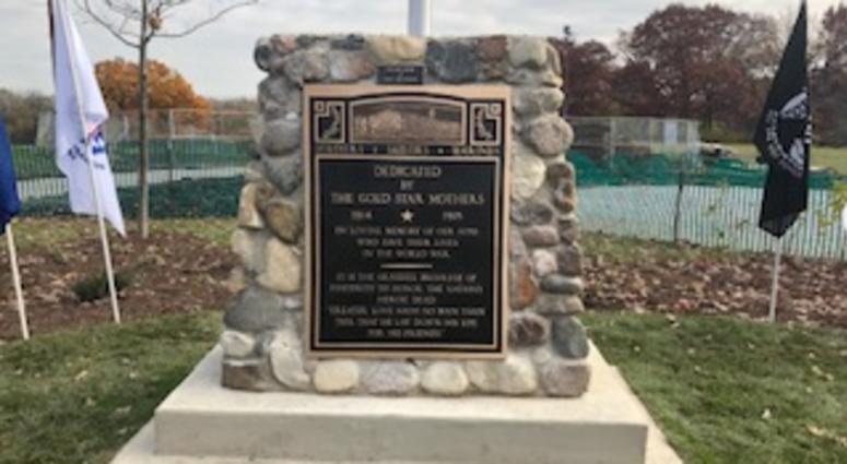 Gold Star Mothers Monument Recommissioned
