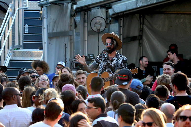 Chris Carrabba of Dashboard Confessional Performs at ALT 92.3's Summer Open Set 2