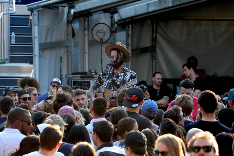 Chris Carrabba of Dashboard Confessional Performs at ALT 92.3's Summer Open Set 2