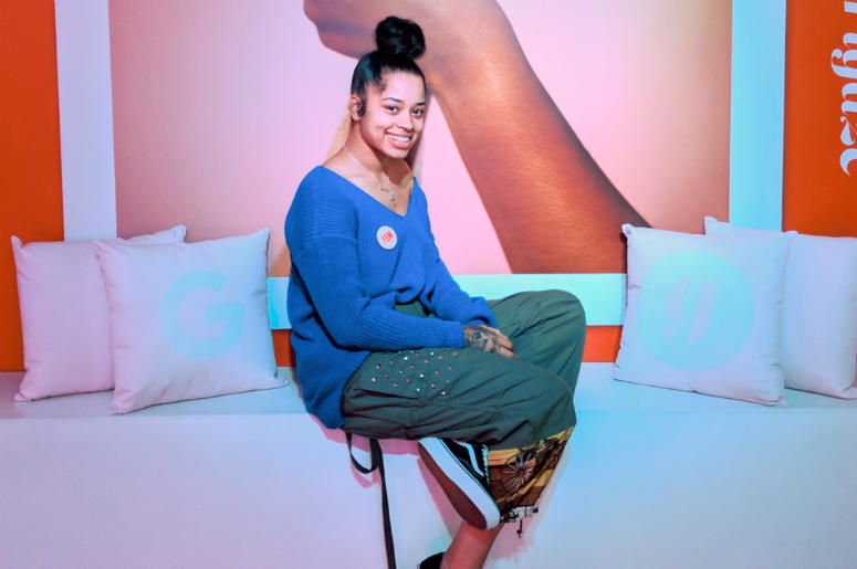 e.) Ella Mai attends the #TEAMPIXEL x GIRLGAZE launch event hosted by Google and & Amanda De Cadenet on November 15, 2017 in Los Angeles, California. e.) Ella Mai attends the #TEAMPIXEL x GIRLGAZE launch event hosted by Google and & Amanda De Cadenet on November 15, 2017 in Los Angeles, California.