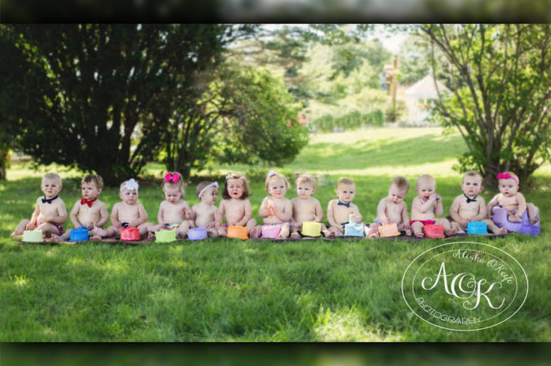 15 Babies Take Part In Epic 'Cake Smash' Photo: What Could Go Wrong? 15 Babies Take Part In Epic 'Cake Smash' Photo: What Could Go Wrong?