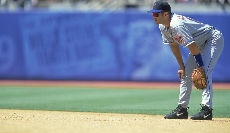 Edgardo Alfonzo #13 of the New York Mets waits for the action during the game against the Los Angeles Dodgers at Dodger Stadium in Los Angeles, California. Edgardo Alfonzo