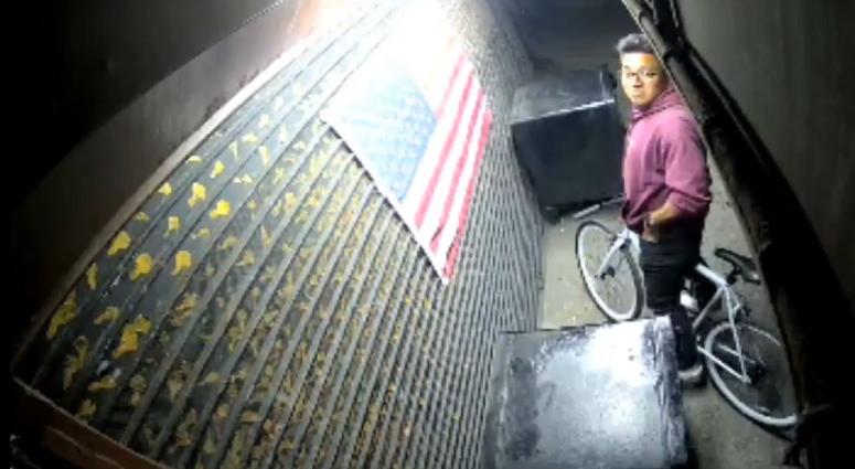 Suspect wanted for setting American flag on fire Man burns American flag