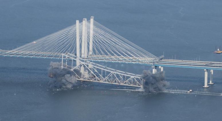 The bridge goes down in smoke. Tappan Zee Bridge
