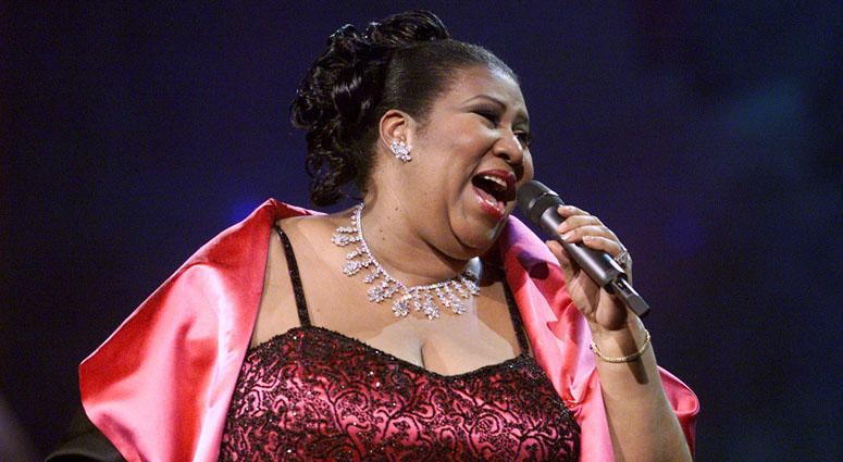 Aretha Franklin performing on the 'VH1 Divas Live: The One and Only Aretha Franklin' at Radio City Music Hall in New York City, 4/9/01. Aretha Franklin