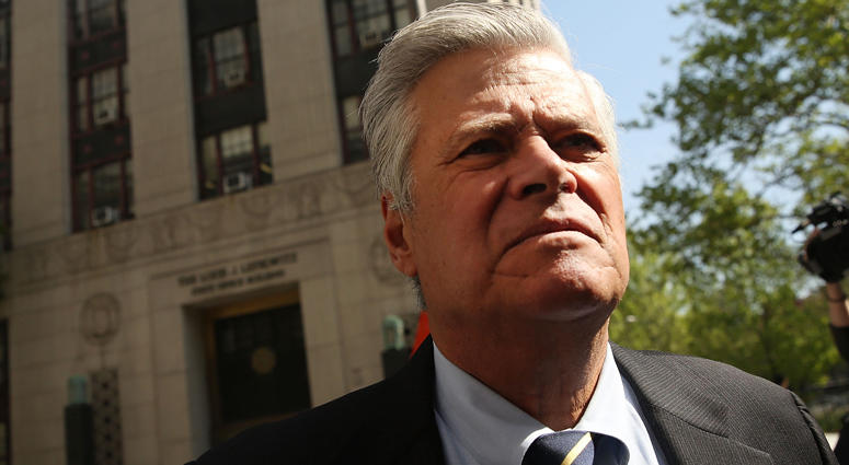 Former New York State Senate Majority Leader Dean Skelos walks into a Manhattan court for his sentencing on May 12, 2016. Dean Skelos