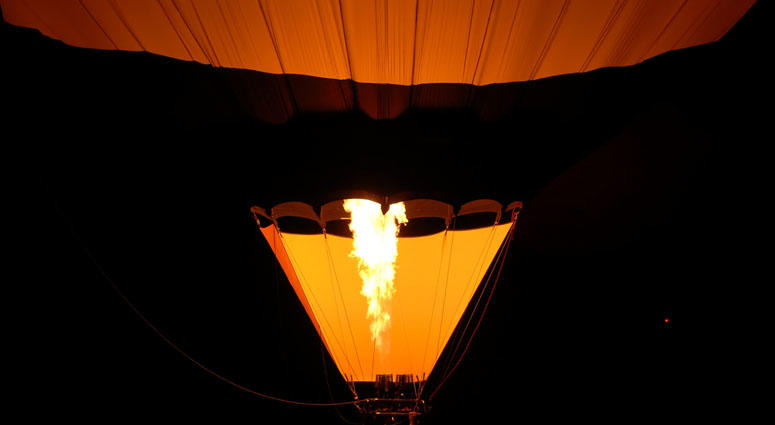 Hot-Air Balloon Hot-Air Balloon