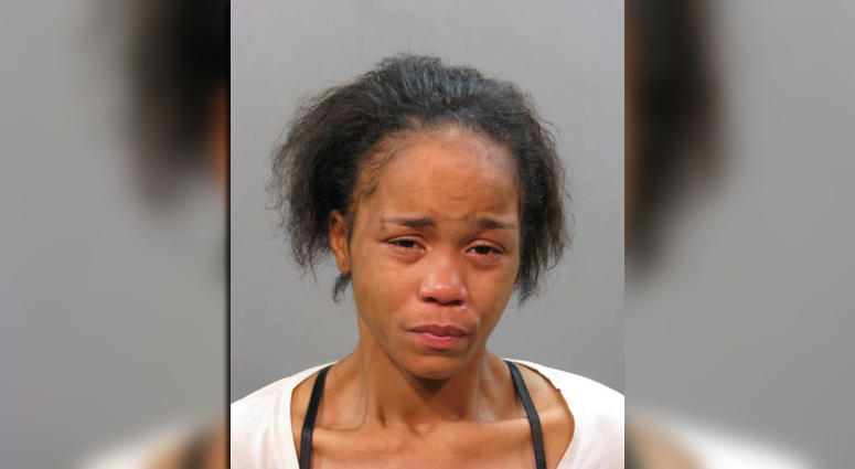Shaquay Minter is accused of dragging her mom with a car Shaquay Minter