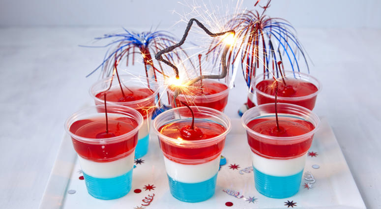 Striped firecracker jello shots for July 4th Striped firecracker jello shots for July 4th