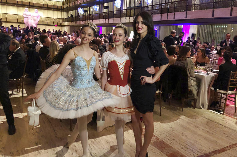 Melanie Hamrick poses with dancers at the gala of Youth America Grand Prix