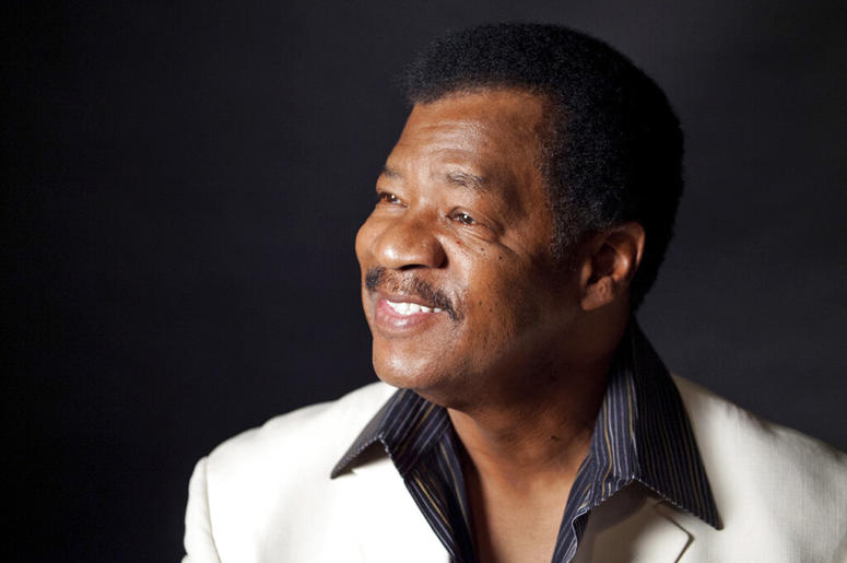 Jerry Lawson of cult favorite a cappella group the Persuasions