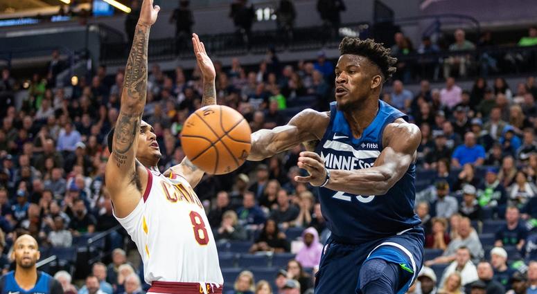 Jimmy Butler leads Wolves to win Jimmy Butler