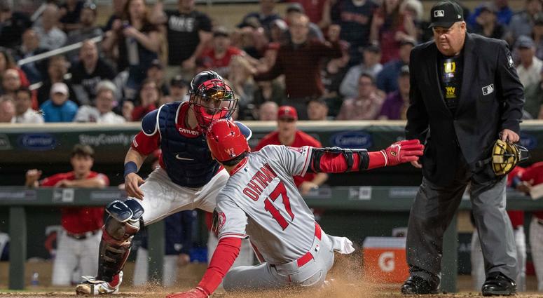 Twins vs Angels Twins vs Angels