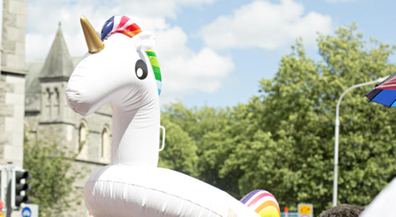 Unicorn inflated Inflatable rainbow unicorn