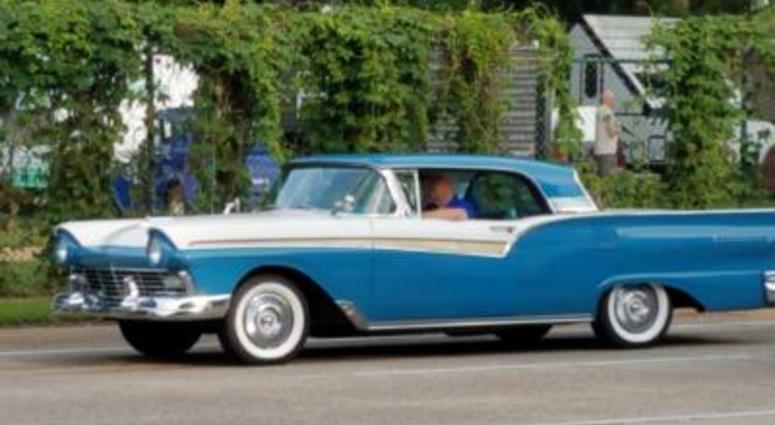 Classic car show at fairgrounds Back to the 50s weekend