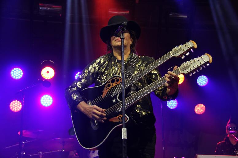 Richie Sambora & Orianthi RSO Perform at The Rock & Roll Hall of Fame & Museum Richie Sambora & Orianthi RSO Perform at The Rock & Roll Hall of Fame & Museum