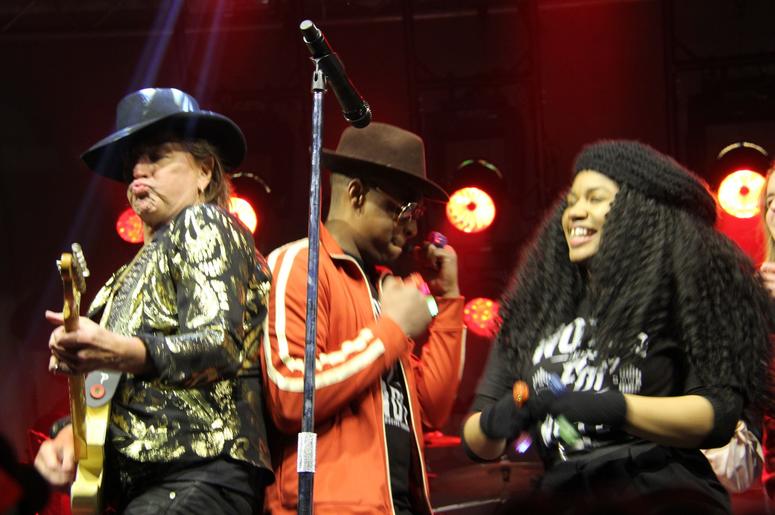 Richie Sambora & Orianthi RSO Perform at The Rock & Roll Hall of Fame & Museum Richie Sambora & Orianthi RSO Perform at The Rock & Roll Hall of Fame & Museum