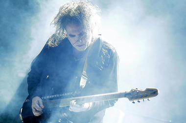 Robert Smith of The Cur Robert Smith of The Cur