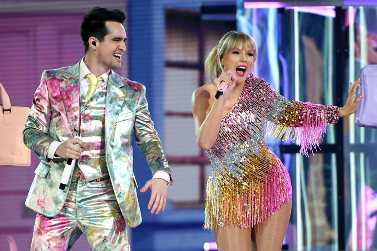 Taylor Swift (L) and Brendon Urie of Panic! at the Disco perform during the 2019 Billboard Music Awards at MGM Grand Garden Arena on May 1, 2019 in Las Vegas, Nevada Taylor Swift (L) and Brendon Urie of Panic! at the Disco perform during the 2019 Billboard Music Awards at MGM Grand Garden Arena on May 1, 2019 in Las Vegas, Nevada