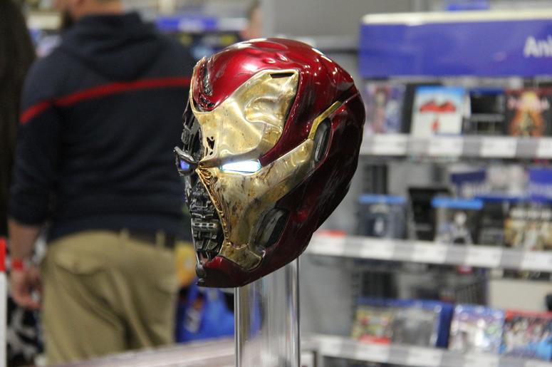 Anthony Russo Avengers: Endgame Signing at Best Buy Cleveland Anthony Russo Avengers: Endgame Signing at Best Buy Cleveland