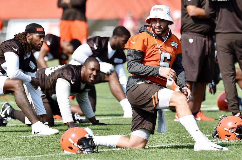 Cleveland Browns quarterback Baker Mayfield (6) stretches during training camp at the Cleveland Browns Training Complex. Cleveland Browns quarterback Baker Mayfield (6) stretches during training camp at the Cleveland Browns Training Complex.Cleveland Browns quarterback Baker Mayfield (6) stretches during training camp at the Cleveland Browns Training Complex.