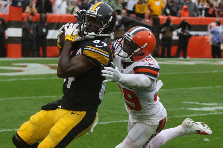 Pittsburgh Steelers at Cleveland Browns Pittsburgh Steelers at Cleveland Browns