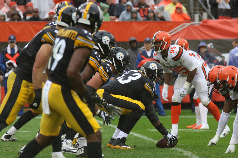 Pittsburgh Steelers at Cleveland Browns Pittsburgh Steelers at Cleveland Browns