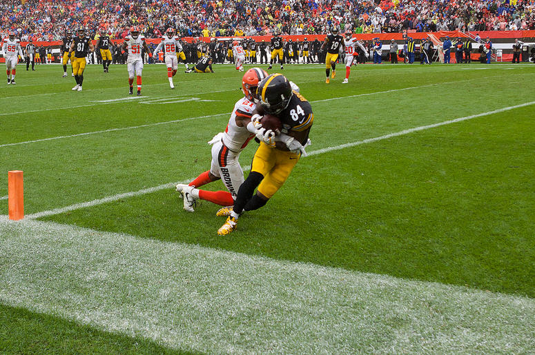 Pittsburgh Steelers at Cleveland Browns Pittsburgh Steelers at Cleveland Browns