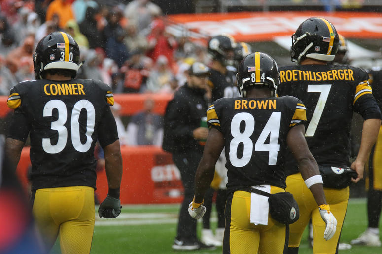 Pittsburgh Steelers at Cleveland Browns Pittsburgh Steelers at Cleveland Browns