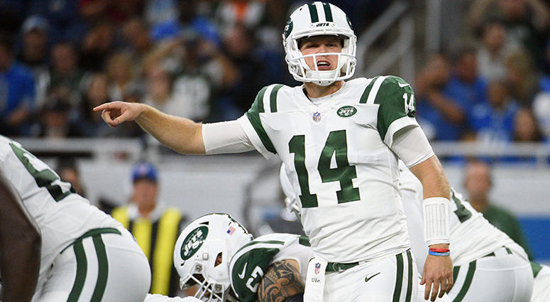 Sep 10, 2018; Detroit, MI, USA; New York Jets quarterback Sam Darnold (14) during the first quarter against the Detroit Lions at Ford Field. Mandatory Credit: Tim Fuller-USA TODAY Sports Sep 10, 2018; Detroit, MI, USA; New York Jets quarterback Sam Darnold (14) during the first quarter against the Detroit Lions at Ford Field. Mandatory Credit: Tim Fuller-USA TODAY Sports