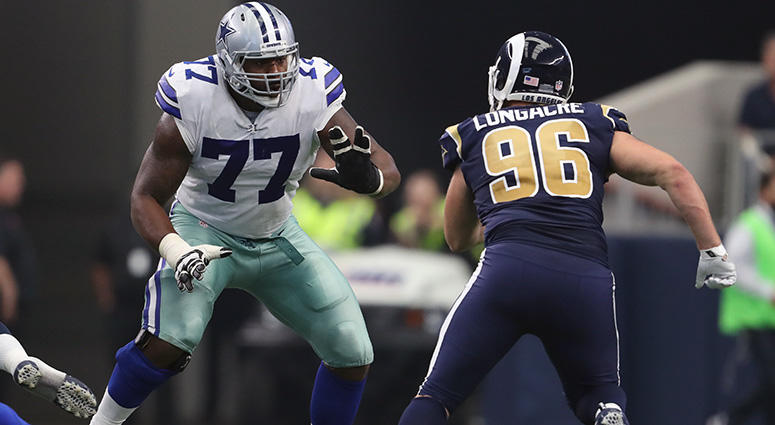 Arlington, TX, USA; Dallas Cowboys tackle Tyron Smith (77) in action against the Los Angeles Rams at AT&T Stadium on Oct 1, 2017. Arlington, TX, USA; Dallas Cowboys tackle Tyron Smith (77) in action against the Los Angeles Rams at AT&T Stadium on Oct 1, 2017.