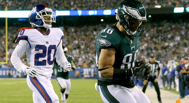 Eagles tight end Zach Ertz catches a touchdown pass against Giants cornerback Janoris Jenkins on Oct. 11, 2018, at MetLife Stadium. Eagles tight end Zach Ertz catches a touchdown pass against Giants cornerback Janoris Jenkins on Oct. 11, 2018, at MetLife Stadium.