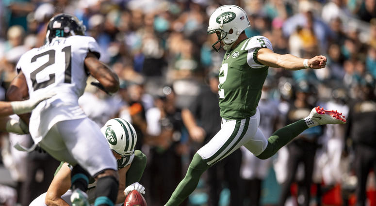 Jets punter Jason Myers kicks a field goal against the Jacksonville Jaguars on Sept. 30, 2018, at TIAA Bank Field. Jets punter Jason Myers kicks a field goal against the Jacksonville Jaguars on Sept. 30, 2018, at TIAA Bank Field.