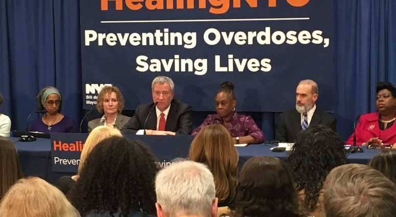 Mayor De Blasio, First Lady discuss opioid crisis on Staten Island