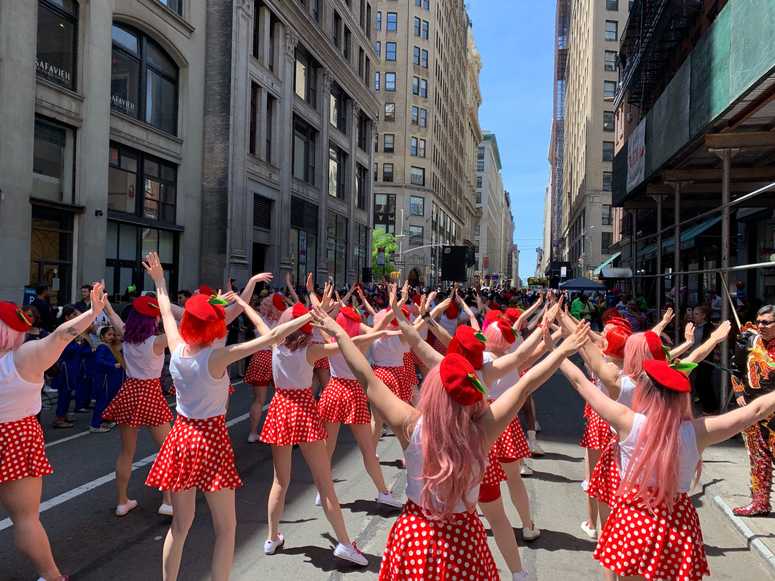 Dance parade Dance parade