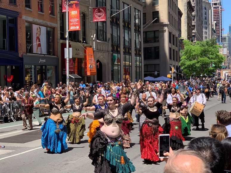 Dance parade Dance parade